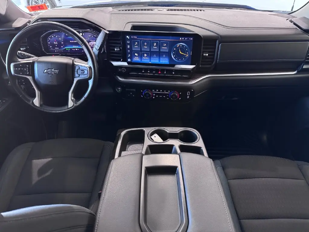 2022 Chevrolet Silverado - $41,987