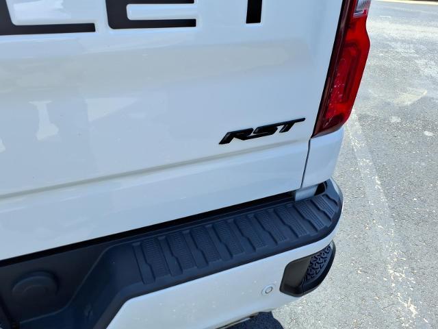 2022 Chevrolet Silverado - $35,880