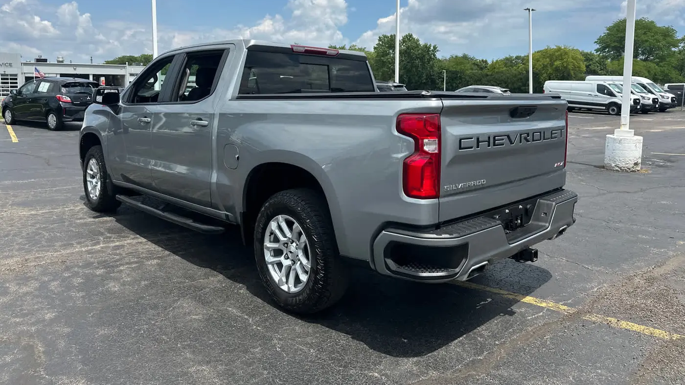 2024 Chevrolet Silverado 1500 RST
