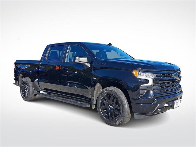2024 Chevrolet Silverado - $42,995