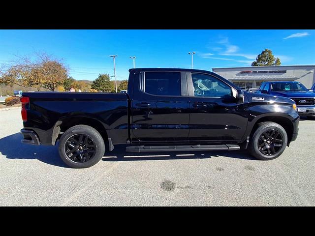 2024 Chevrolet Silverado - $42,995