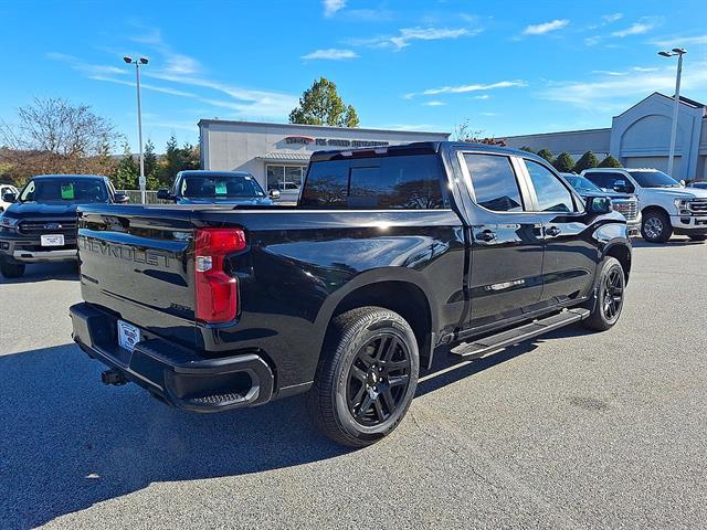 2024 Chevrolet Silverado - $42,995