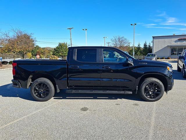 2024 Chevrolet Silverado - $42,995
