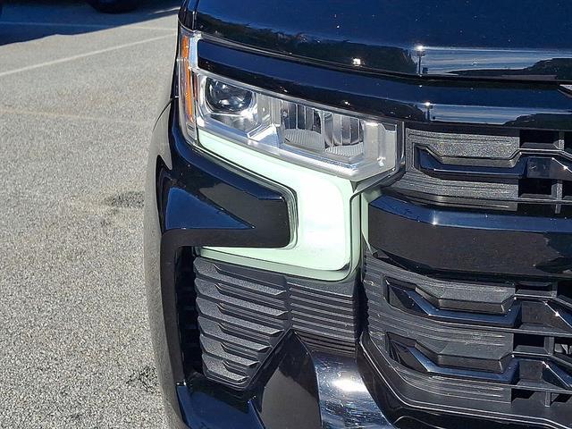 2024 Chevrolet Silverado - $42,995
