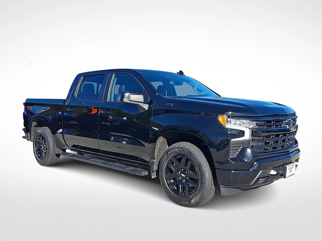 2024 Chevrolet Silverado - $42,995