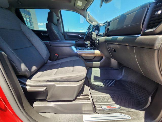 2022 Chevrolet Silverado - $35,561