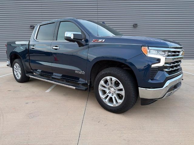 2023 Chevrolet Silverado - $43,404