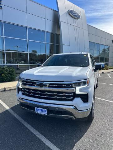 2022 Chevrolet Silverado - $33,016