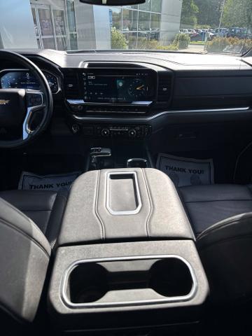 2022 Chevrolet Silverado - $33,016