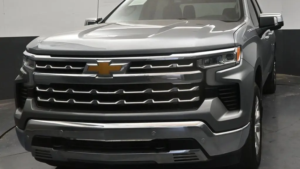 2024 Chevrolet Silverado 1500 LTZ