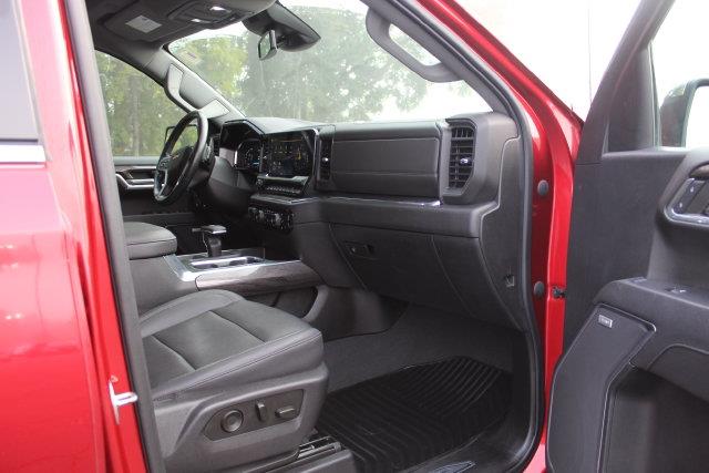 2023 Chevrolet Silverado - $37,625