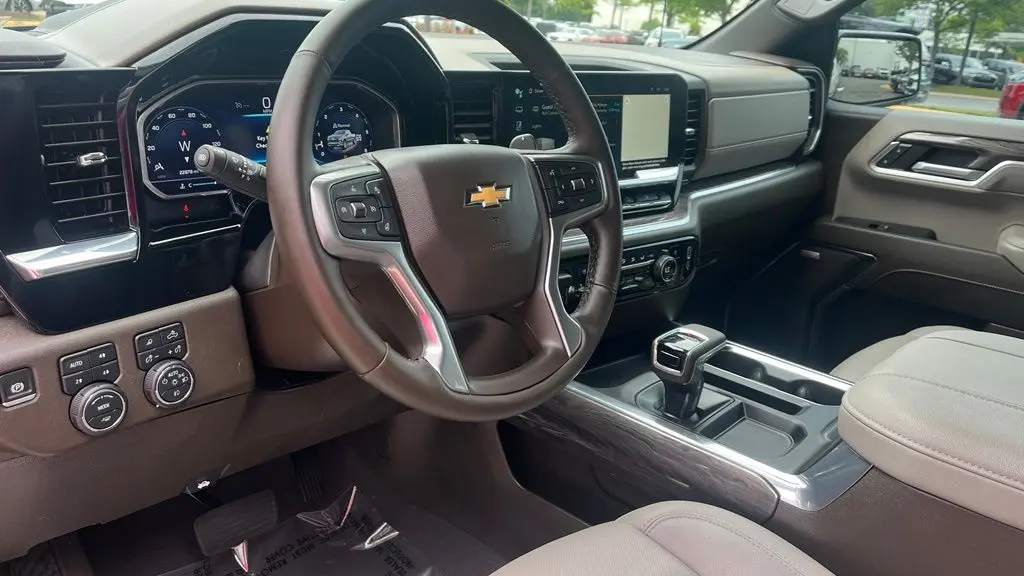 2024 Chevrolet Silverado 1500 LTZ