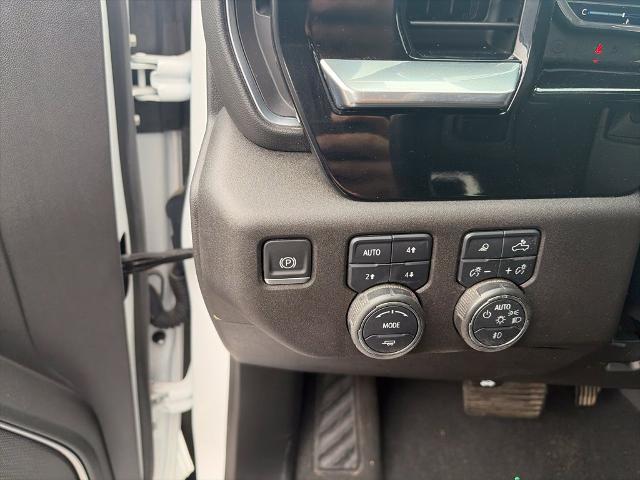 2024 Chevrolet Silverado - $43,671