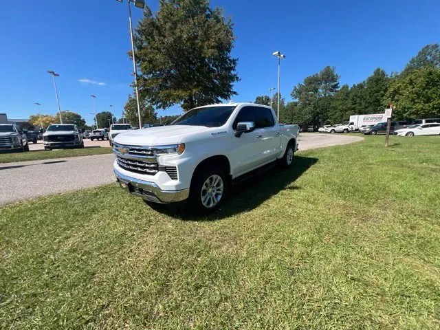 2023 Chevrolet Silverado - $38,301