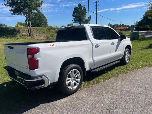 2023 Chevrolet Silverado - $38,301