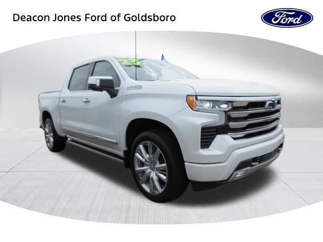 2023 Chevrolet Silverado - $53,692