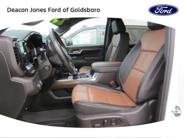 2023 Chevrolet Silverado - $53,692