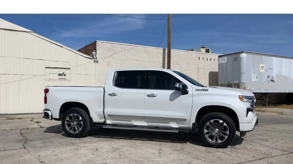 2023 Chevrolet Silverado 1500 High Country