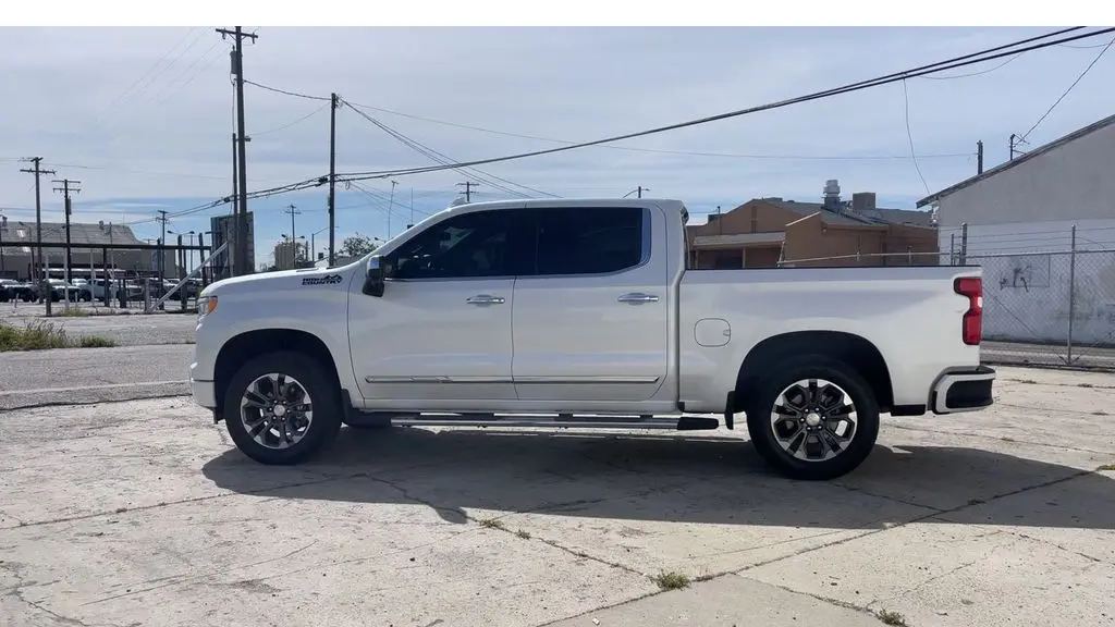 2023 Chevrolet Silverado 1500 High Country