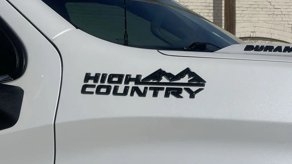 2023 Chevrolet Silverado 1500 High Country
