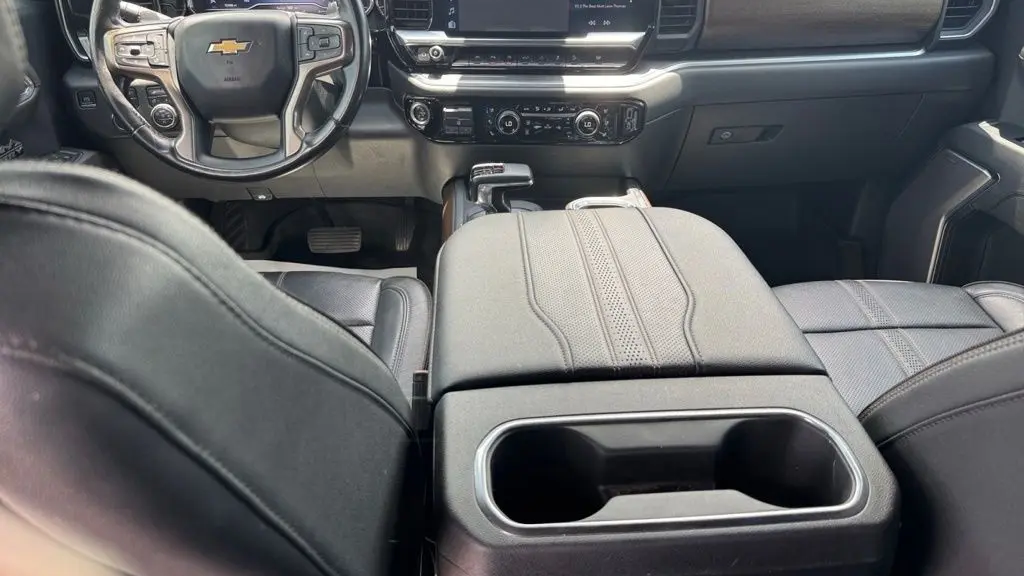 2023 Chevrolet Silverado 1500 High Country