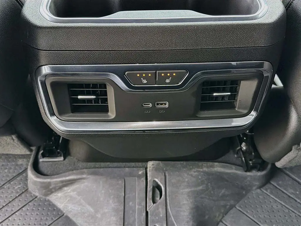 2024 Chevrolet Silverado - $41,499