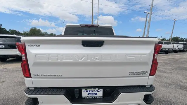 2023 Chevrolet Silverado 1500 High Country