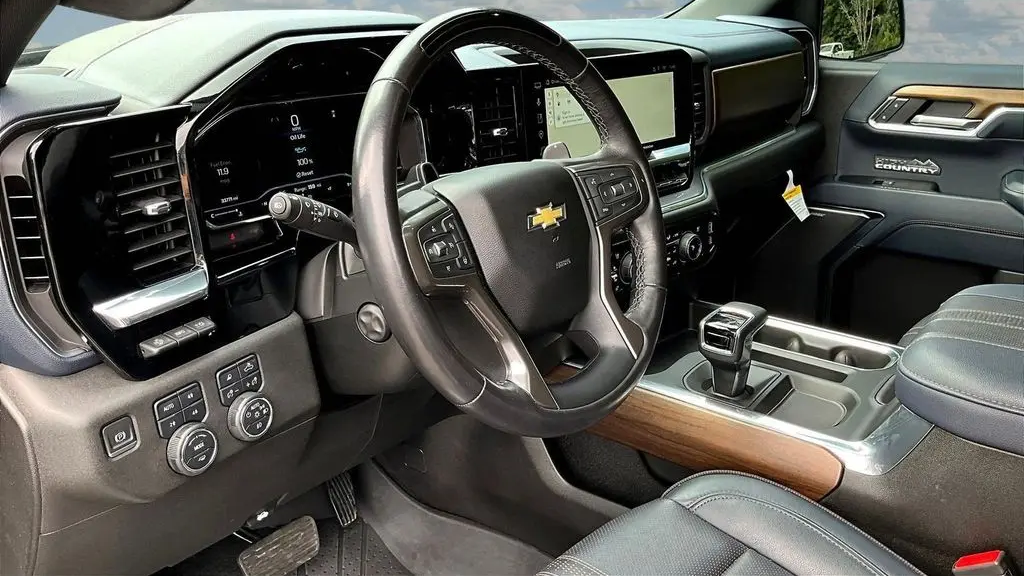 2023 Chevrolet Silverado 1500 High Country