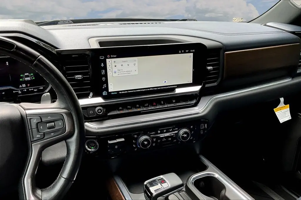 2023 Chevrolet Silverado - $50,998