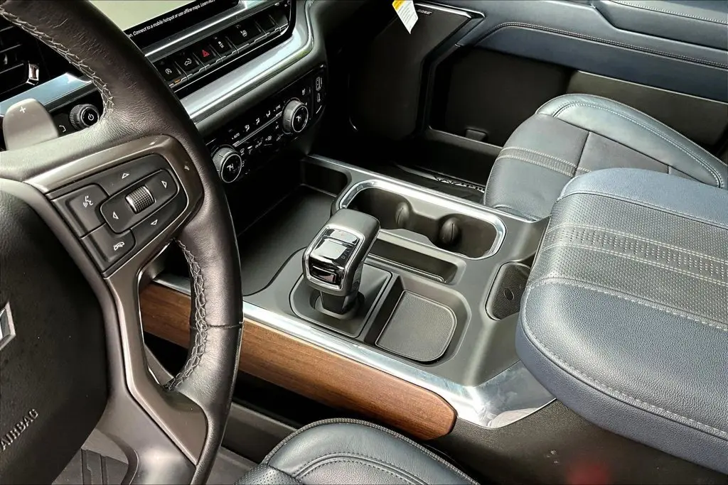 2023 Chevrolet Silverado - $50,998