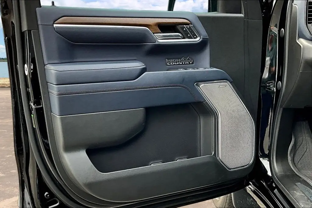 2023 Chevrolet Silverado - $50,998