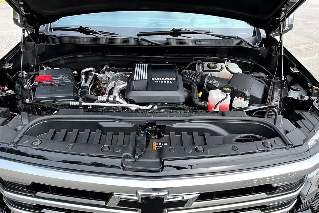 2023 Chevrolet Silverado - $50,998