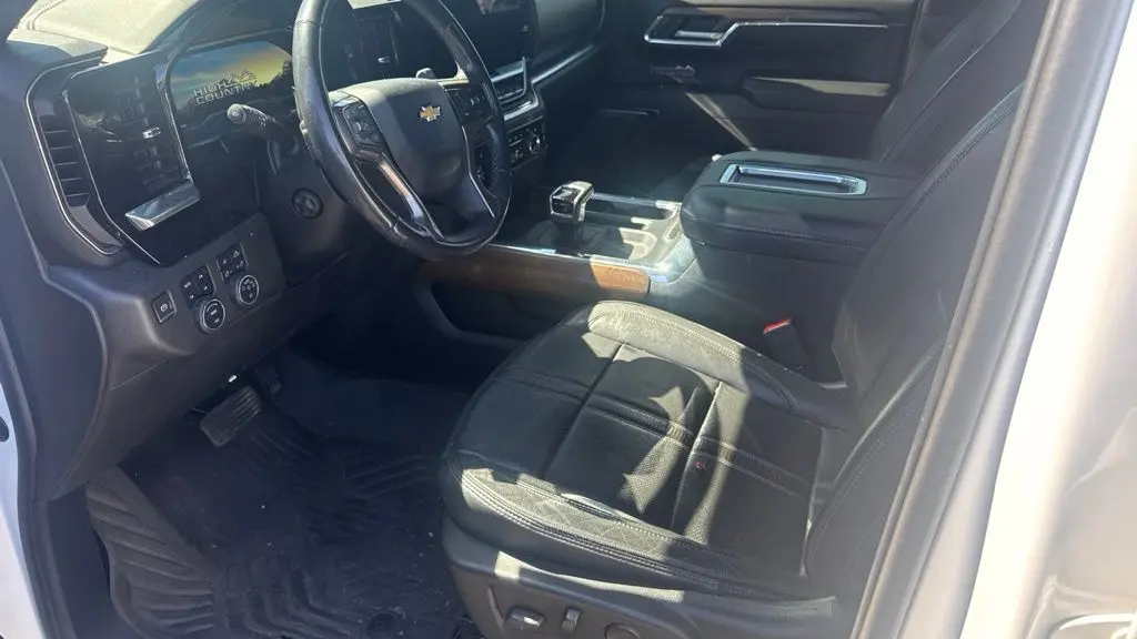 2022 Chevrolet Silverado 1500 High Country
