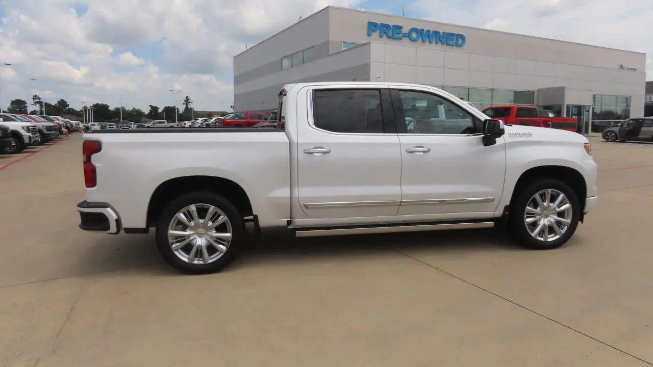 2023 Chevrolet Silverado 1500 High Country