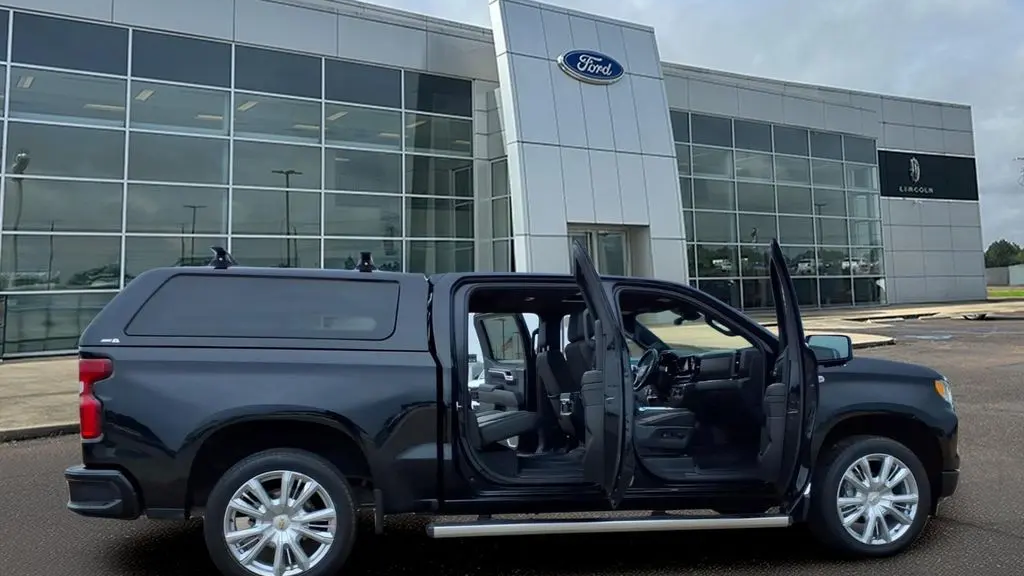 2024 Chevrolet Silverado 1500 High Country