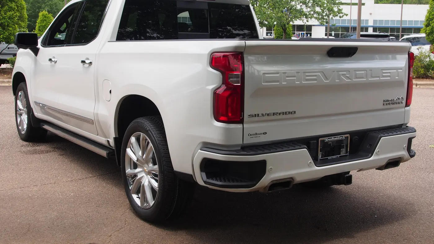 2023 Chevrolet Silverado 1500 High Country