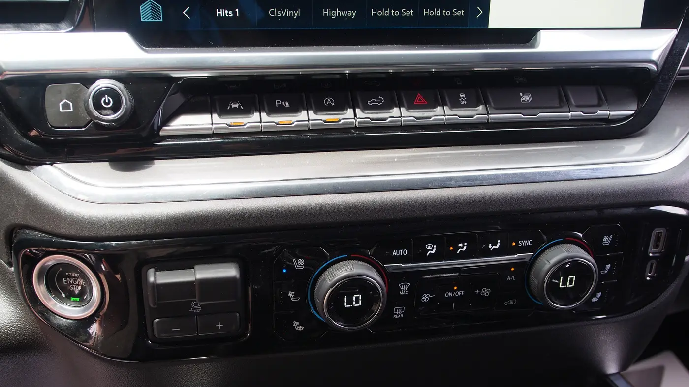 2023 Chevrolet Silverado 1500 High Country