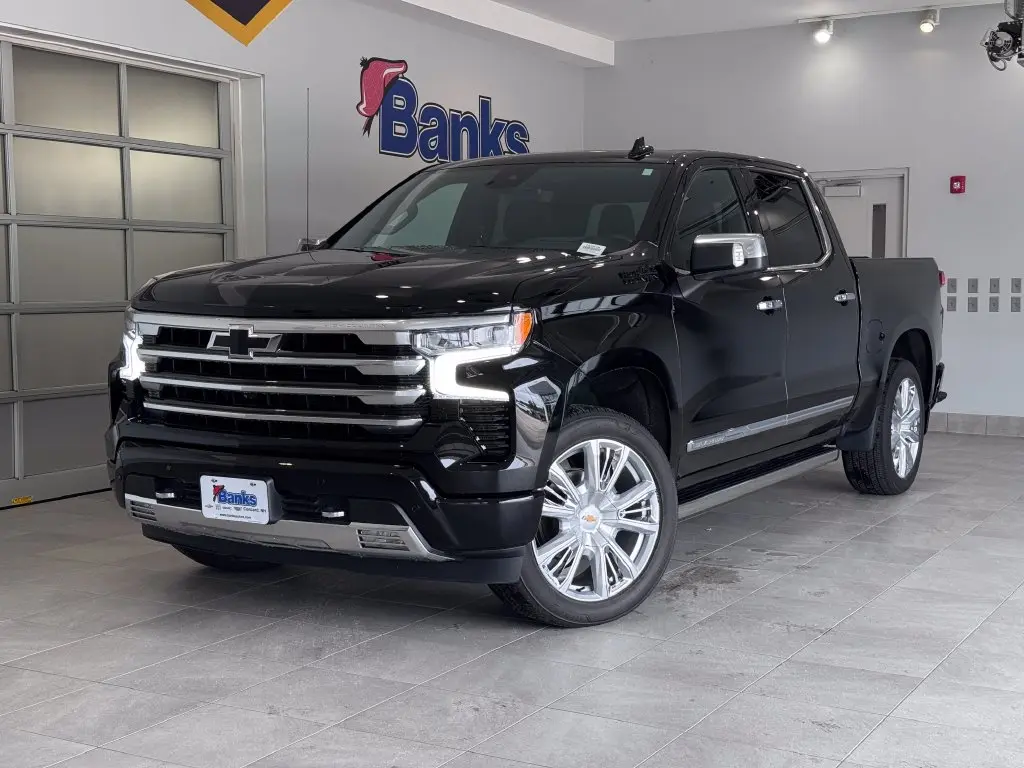 2023 Chevrolet Silverado - $51,987