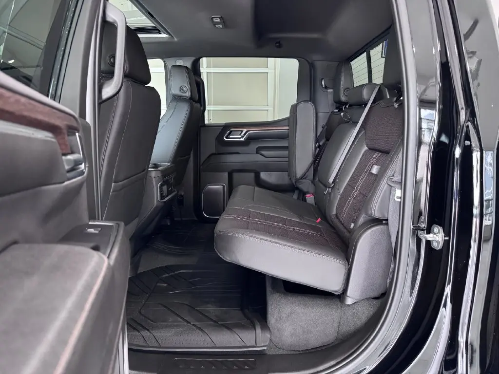 2023 Chevrolet Silverado - $51,987