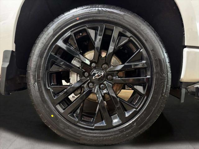 2023 Chevrolet Silverado - $48,995