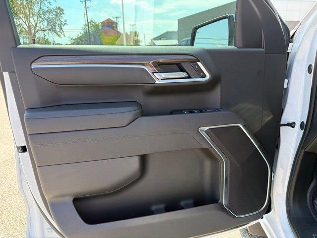 2025 Chevrolet Silverado - $42,399