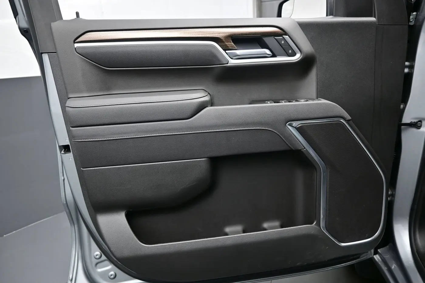 2026 Chevrolet Silverado - $42,220