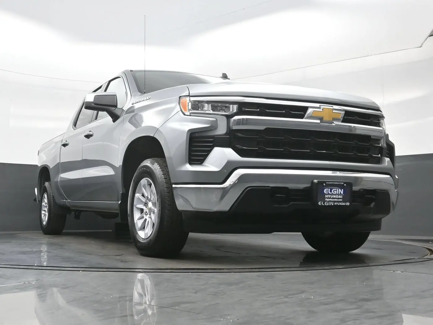2026 Chevrolet Silverado - $42,220