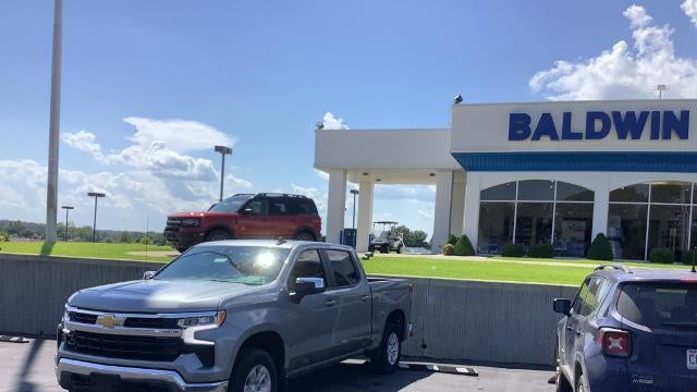 2025 Chevrolet Silverado 1500 LT