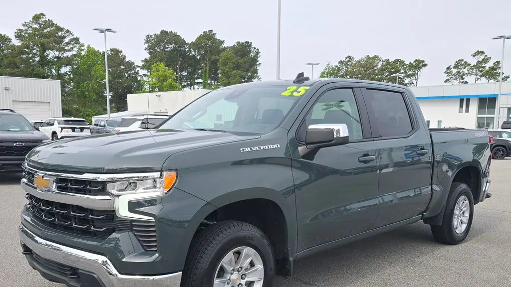 Preowned 2025 Chevrolet Silverado 1500 LT for Sale