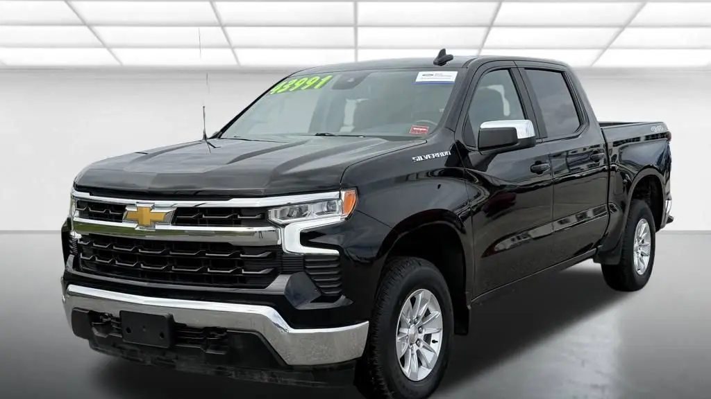 2025 Chevrolet Silverado 1500 LT