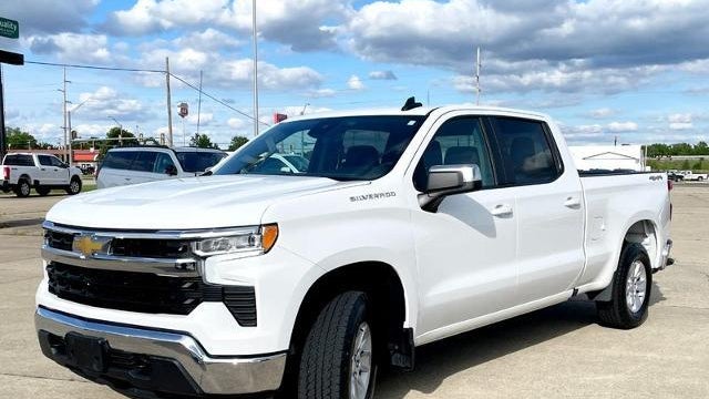 2025 Chevrolet Silverado 1500 LT