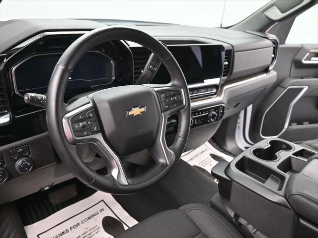 2025 Chevrolet Silverado - $39,890
