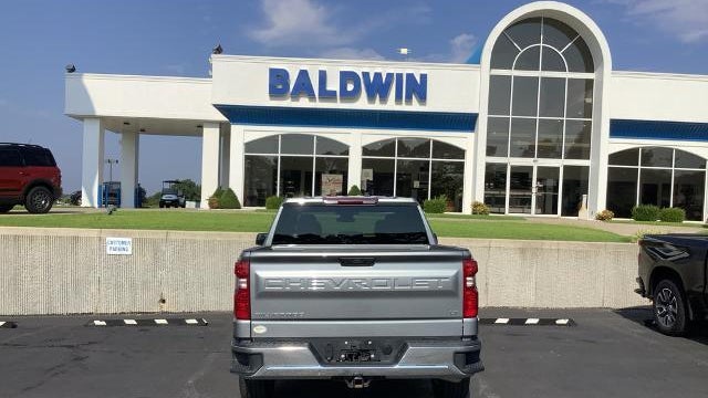 2025 Chevrolet Silverado 1500 LT