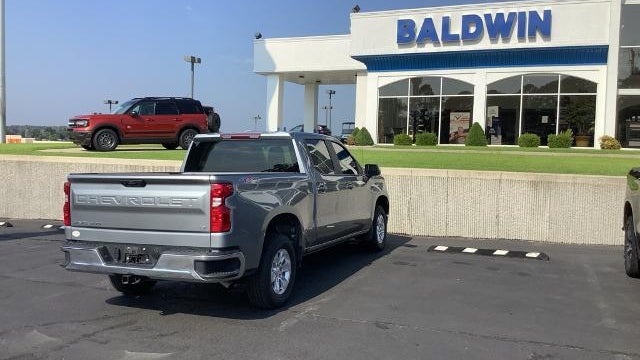2025 Chevrolet Silverado 1500 LT